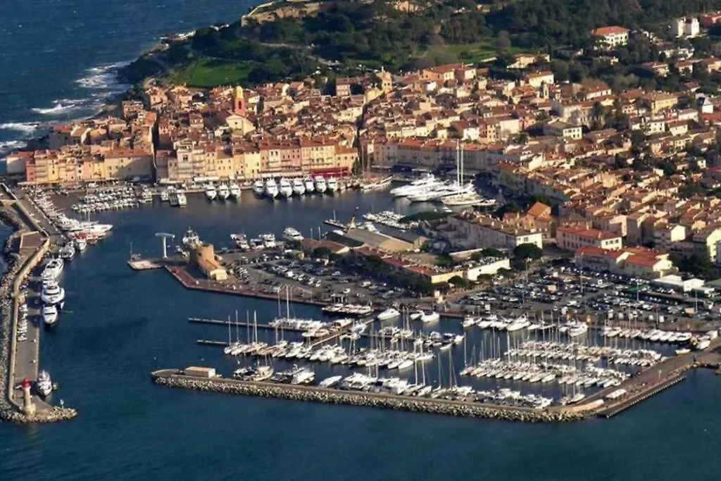 Luxe Penthouse Les Pieds Dans L'Eau Saint-Tropez 4 Apartment Cogolin 0*,  France