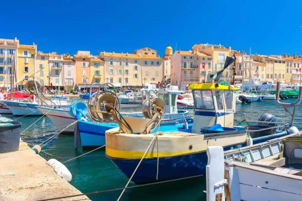 Luxe Penthouse Les Pieds Dans L'Eau Saint-Tropez 4 Apartment Cogolin